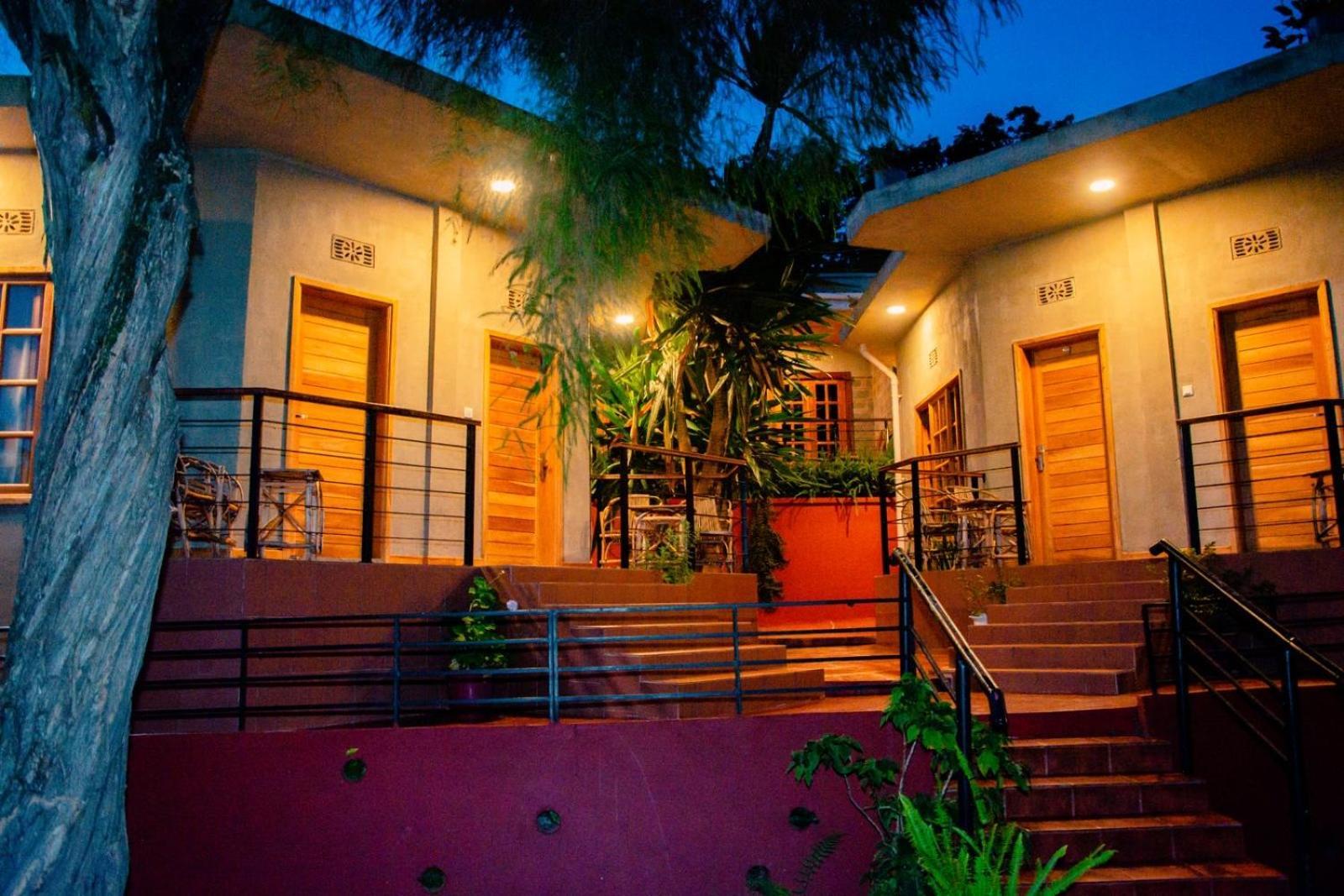 Babylon Lodge Marangu Exterior photo