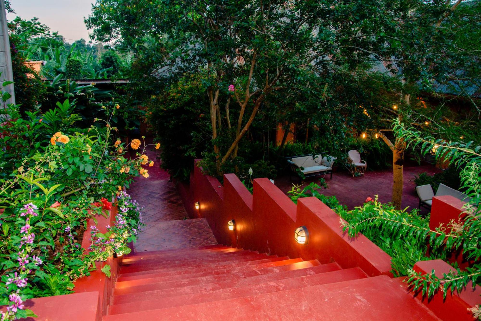 Babylon Lodge Marangu Exterior photo
